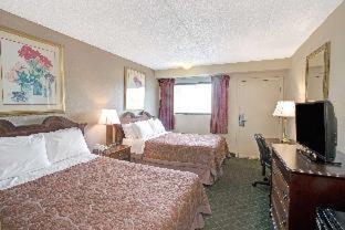 Super 8 By Wyndham Shelby Hotel Kamer foto